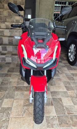 HONDA ADV 